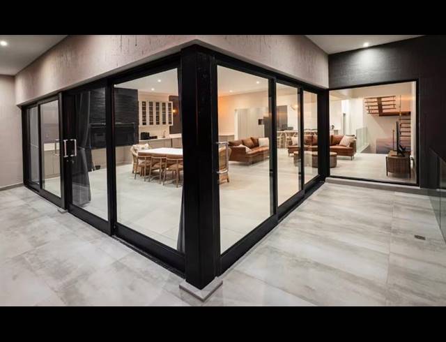 4 BEDROOM HOUSE FOR SALE IN PINNACLE POINT GOLF ESTATE
